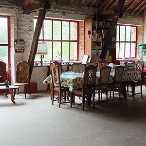 La Mez A Nine D'hotes Maison d'hôtes Buxières-sous-Montaigut